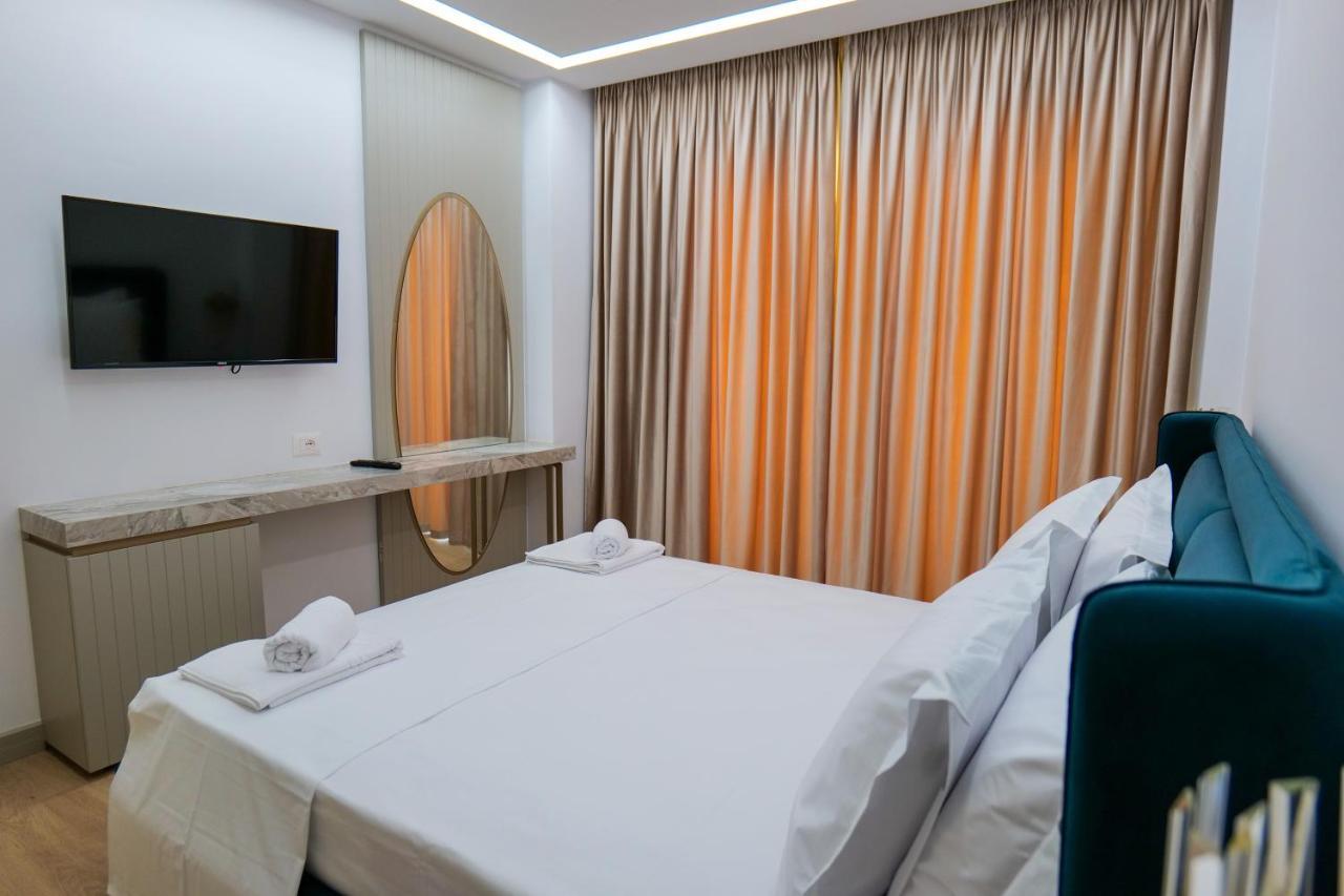 Chimaera Hotel 4*