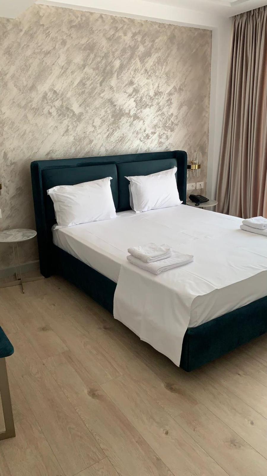 Chimaera 4* Himare